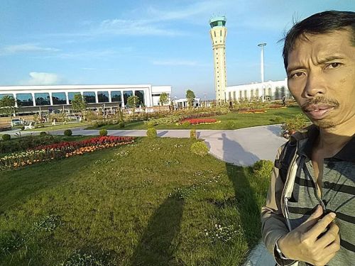 Bandara tashkent